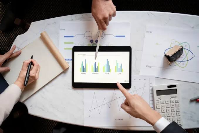 A & LYTON CONSULTING